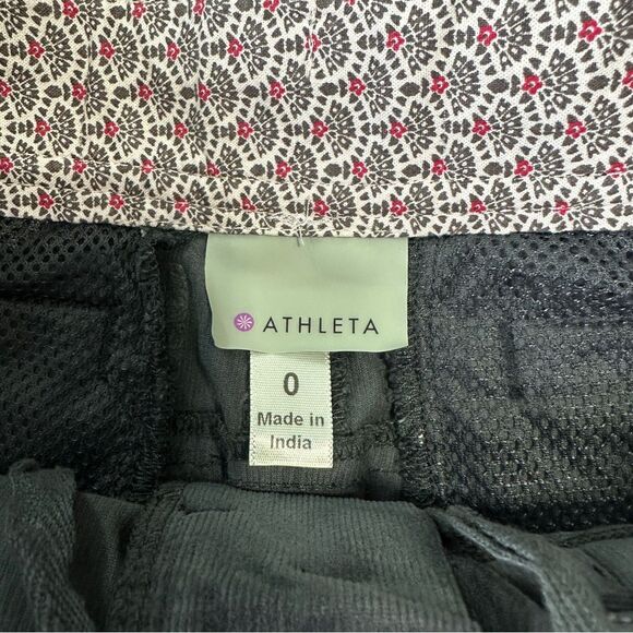 Athleta Cordoba Skirt Corduroy Grey Women’s Size XS Small 0 Grey Pleated Pockets - Picture 2 of 4